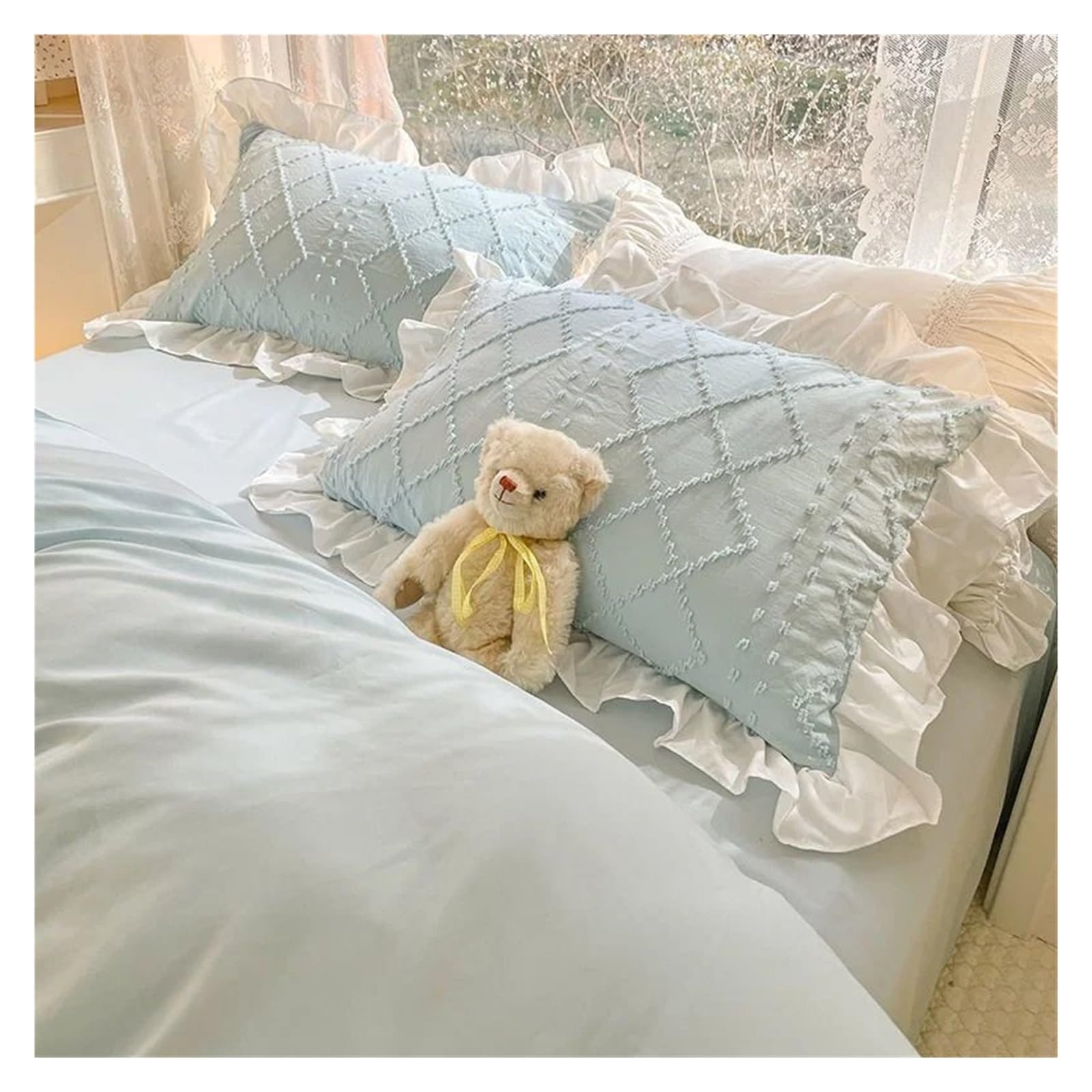 Blue Lace Bedding Set with Quilt Cover and Pillowcases