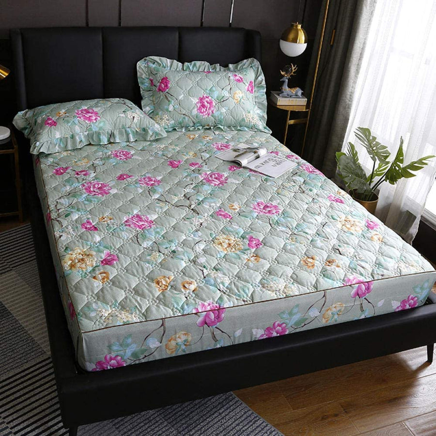 Kids Waterproof Quilted Mattress Protector – Lightweight and Easy-Wash